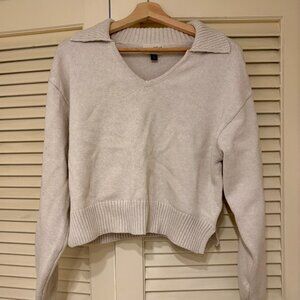 NWT Women's Collared Neck Pullover Sweater - Universal Thread